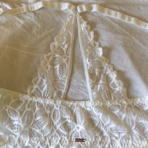 VS Pink "The Date" push up racerback bra - WHITE